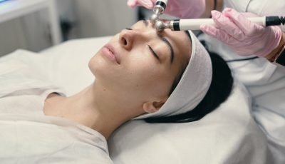 rejuvenating-facial-treatment_158595-4598